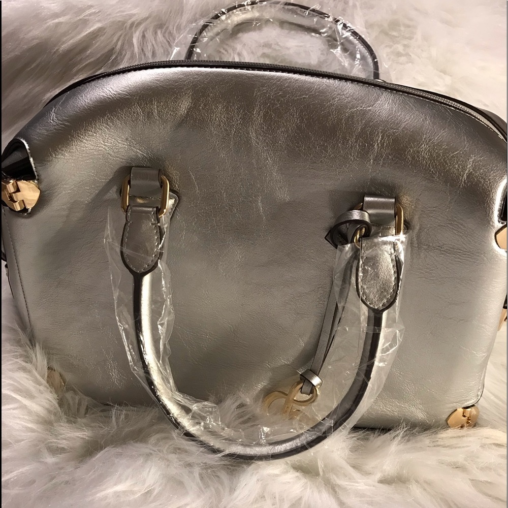 ❤️❤️”NEW” Tote🖤💜🖤